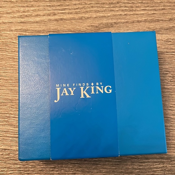 Red stone necklace. - Picture 8 of 8